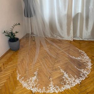 (Free shipping) Ivory Veil Lace Trim Chapel Cathedral